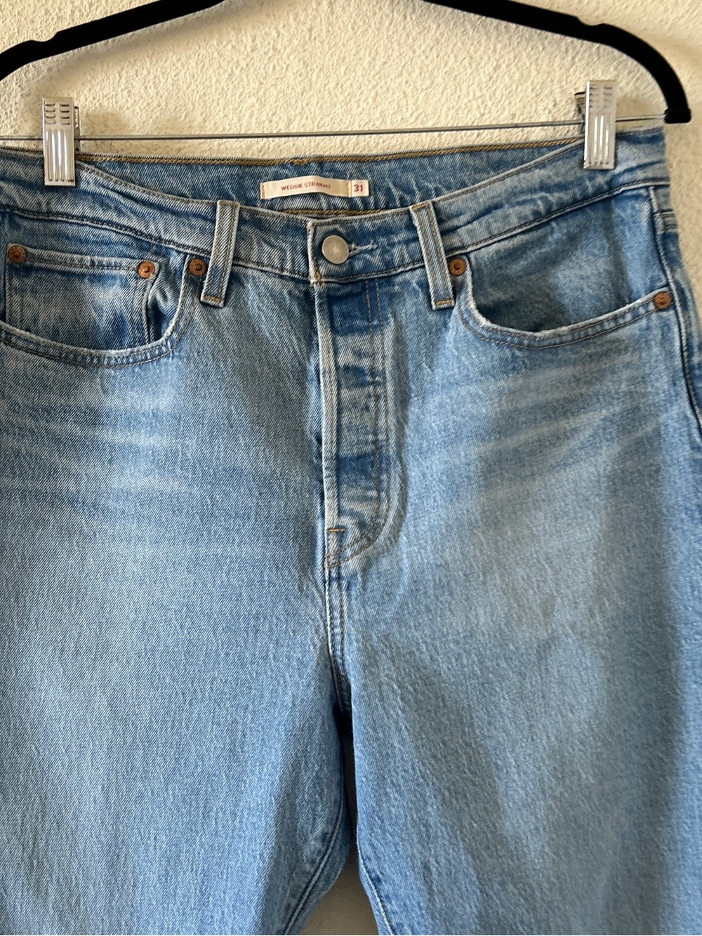 Levi’s Big E Wedgie Straight Ankle Jeans Women’s 31 light Wash Blue - Picture 3 of 8